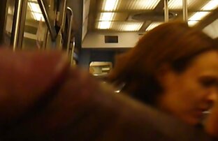 XXX Debora 23 Handwerker. ver videos porno en familia